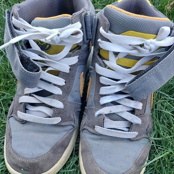 Men Nike high tops - Picture 4 of 6